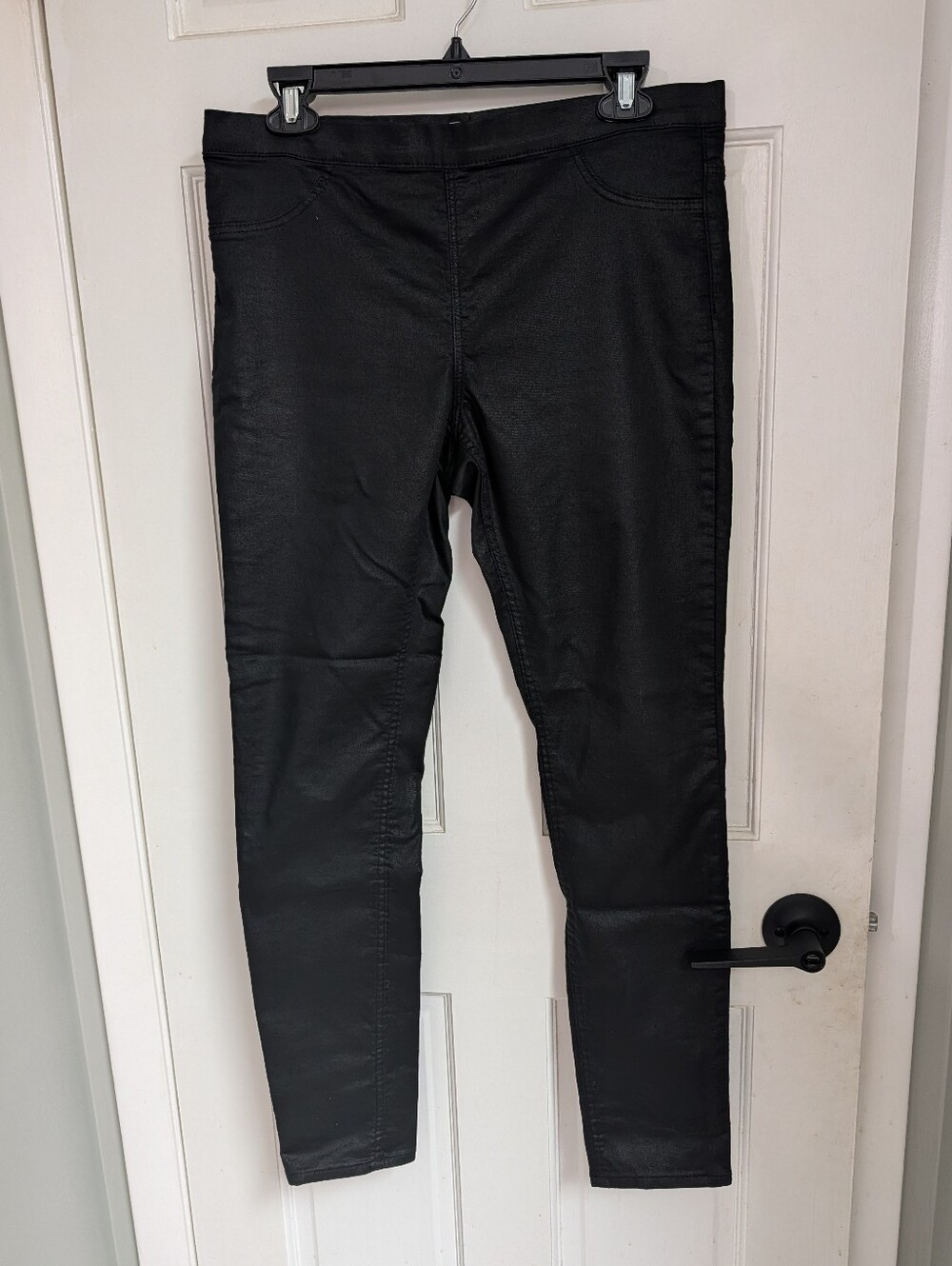 H&M Black Coated Leggings